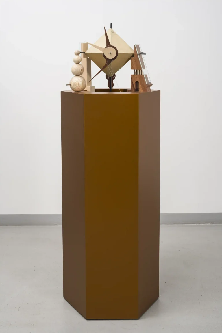 Cristalografía III, 2024 — sculpture base in MDF