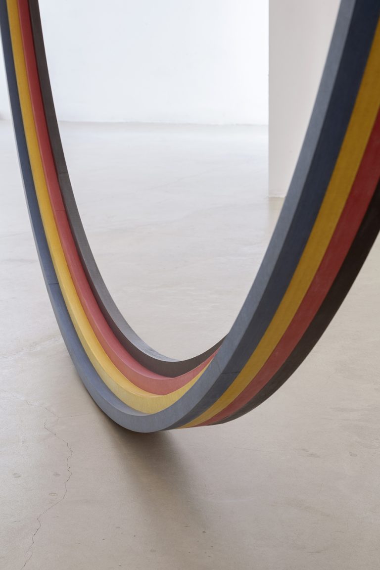 Y yo a vueltas, 2025 — detail