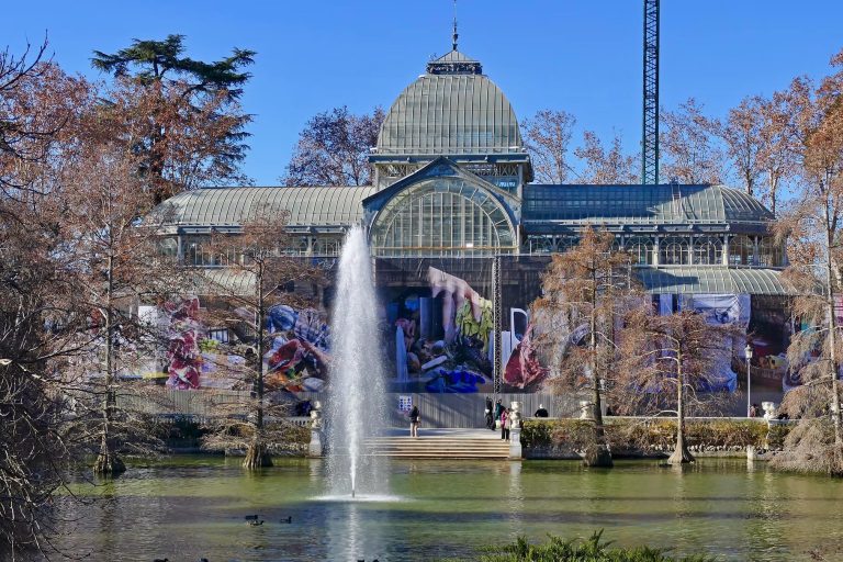 Gran Friso — site-specific intervention for the Palacio de Cristal, MNCARS